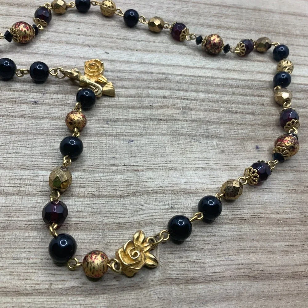 Liz Claiborne Vintage Gold Tone Filigree Beaded Lucite Necklace